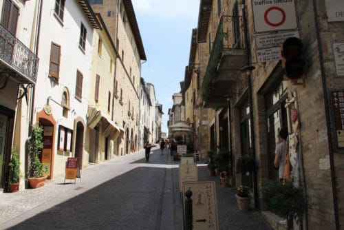 Visitando Montefalco en el centro de Italia |  Qué hacer en Montefalco Italia