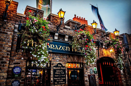 El pub irlandés Brazen Head en Dublín es uno de los más famosos de Irlanda.