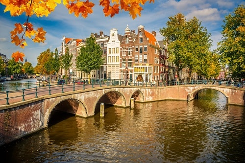 mejores lugares para viajar en Europa durante el otoño - Amsterdam |  Winetraveler.com