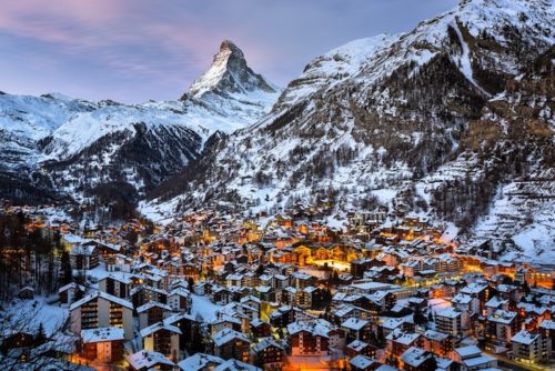 Región vinícola de Valais, Suiza - Ciudad de Zermatt en Valais, Suiza