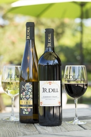 Vinos JR Eneldo |  Winetraveler.com