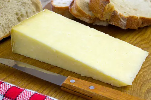 Foto de queso francés Cantal